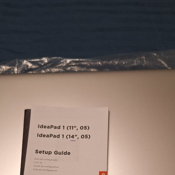 LENOVO 14",05 LAB TOP - Picture 4 of 5